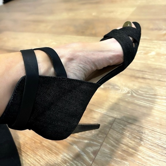 Joe’s Marcy Gray Denim High Back Crossed Front Heeled Sandal - Picture 6 of 16